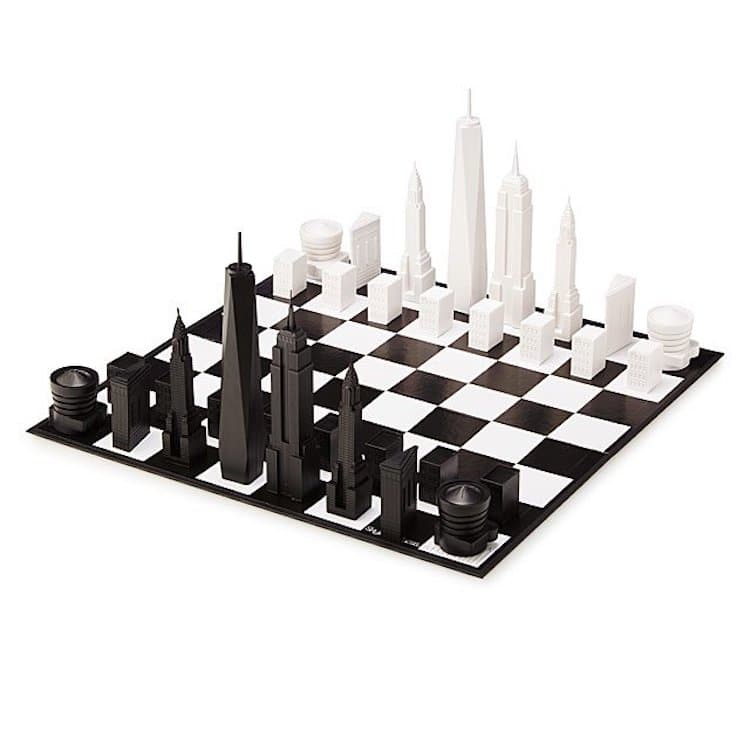New York City Chess Set